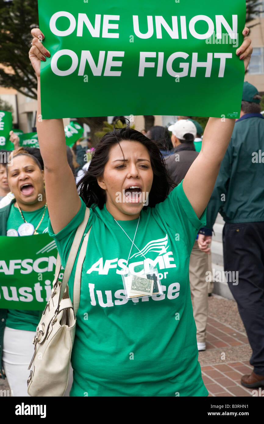 Dipendenti pubblici in lotta per il contratto presso la University of California Medical Center Foto Stock