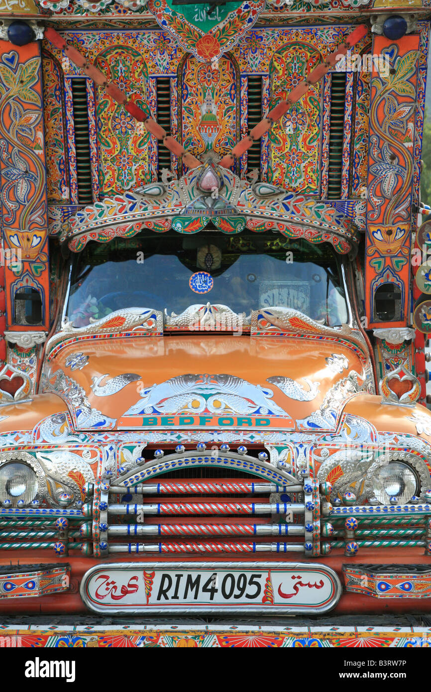 Carrello sulla Karakoram Highway in Pakistan. Foto Stock