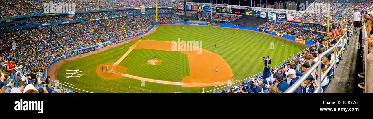 New York Yankees vs Baltimore Orioles allo Yankee Stadium nel Bronx New York Foto Stock