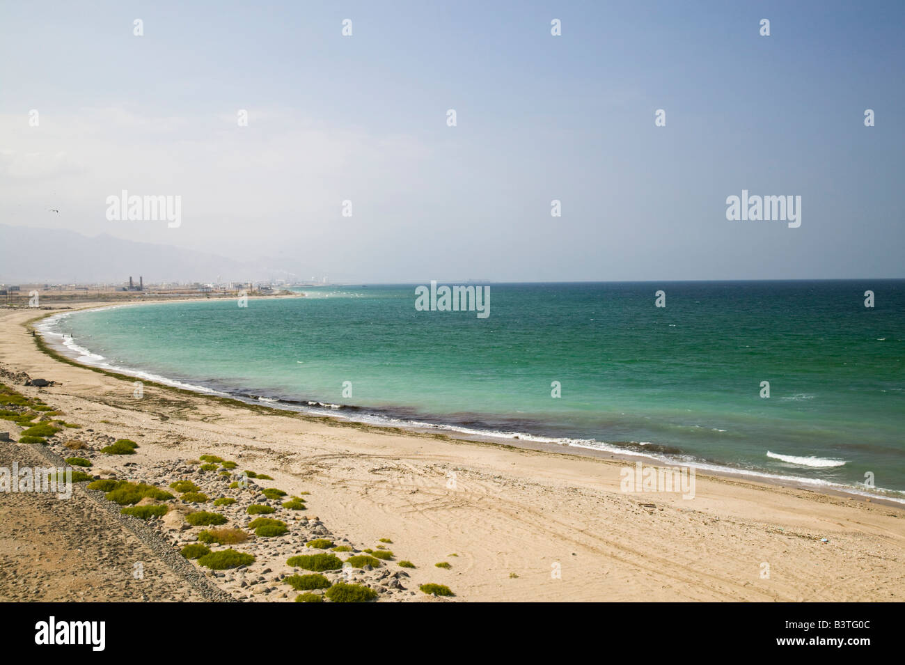 Oman, Sharqiya Regione, Sur. Vista Sur Beach Foto Stock
