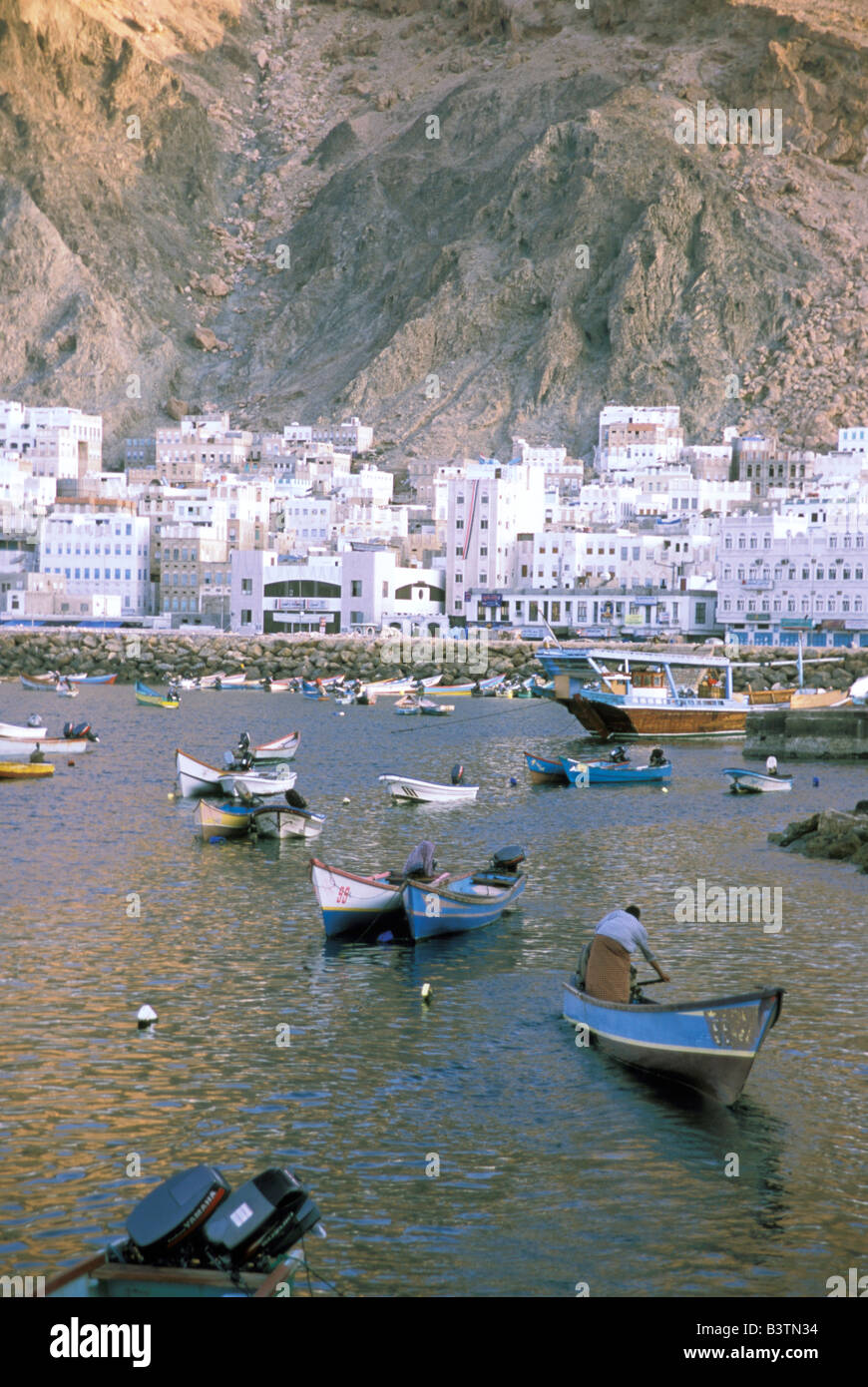 Asia, Yemen, Al-Mukalla. Barche di pescatori. Foto Stock