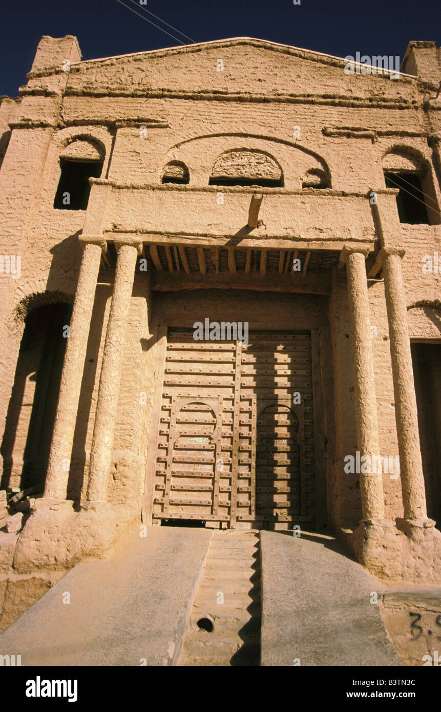 Asia, Yemen, Tarim. Edificio di fango. Foto Stock