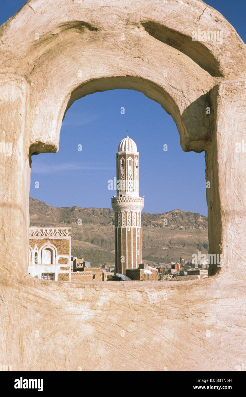 Asia, Yemen, vecchio di Sana'a. Minareto della moschea (Qubbat Talha). Foto Stock
