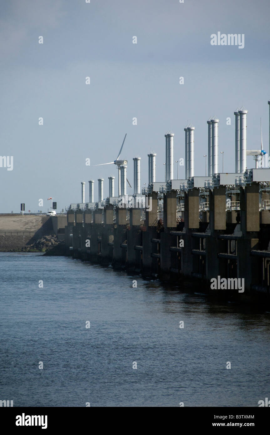 L'Europa, Paesi Bassi Zeeland, Oosterscheldekering, Delta opere di progetto. Imponente diga costruita per proteggere la zona dalle inondazioni Foto Stock