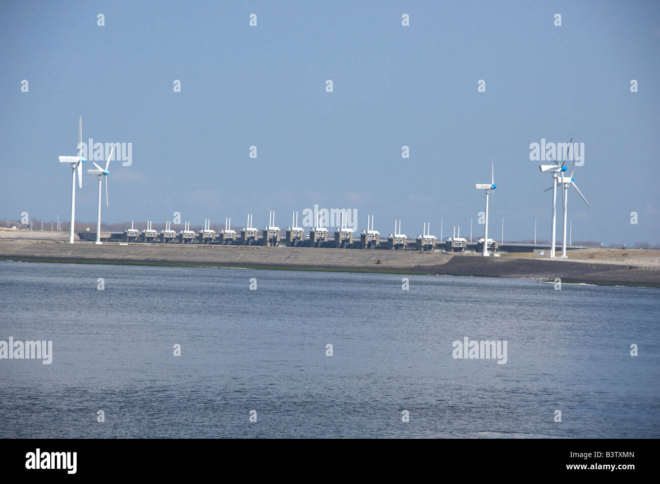 L'Europa, Paesi Bassi Zeeland, Oosterscheldekering, Delta opere di progetto. Imponente diga costruita per proteggere la zona dalle inondazioni Foto Stock