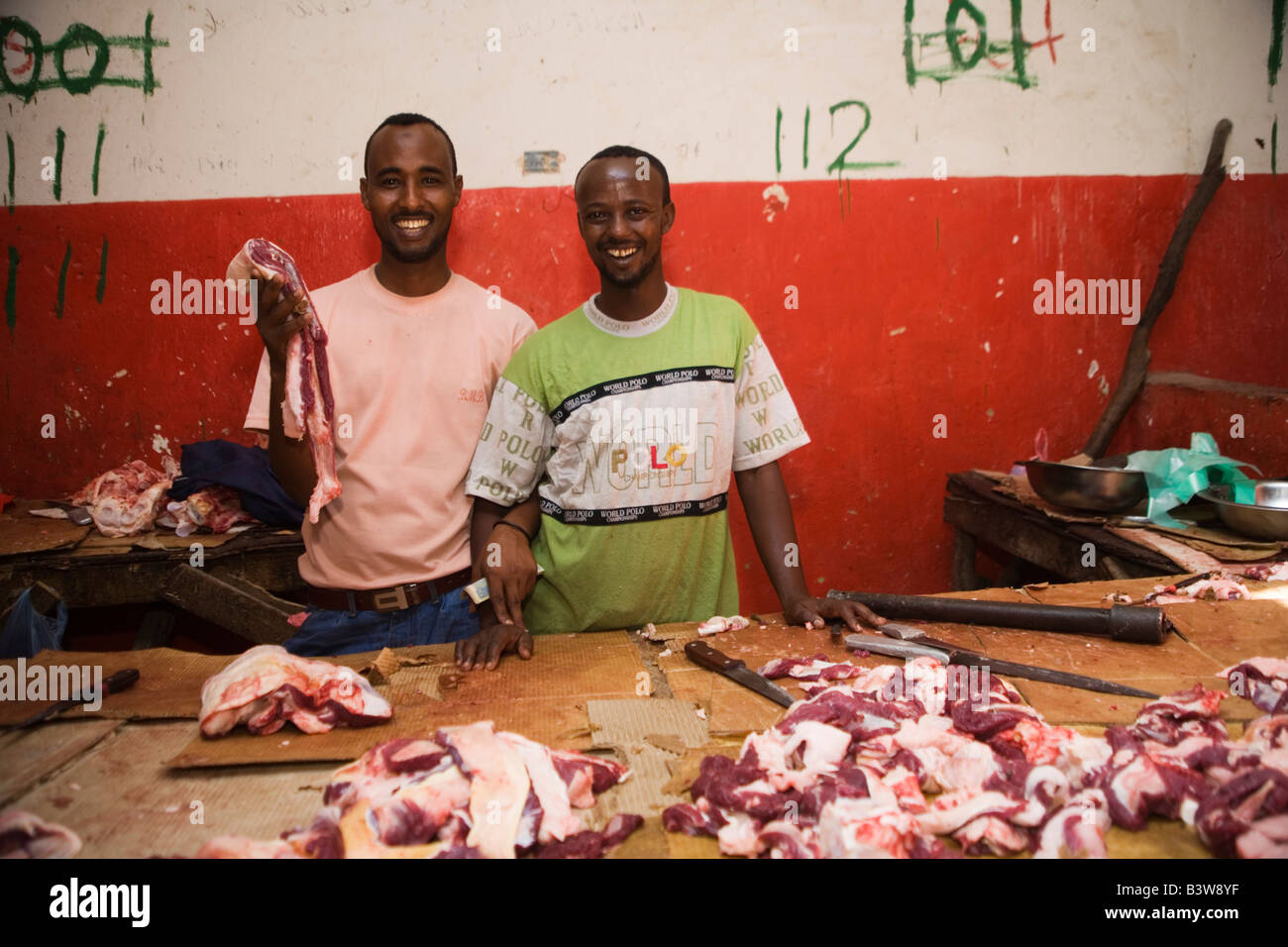 La carne di cammello in vendita al mercato Hargeisa Foto Stock