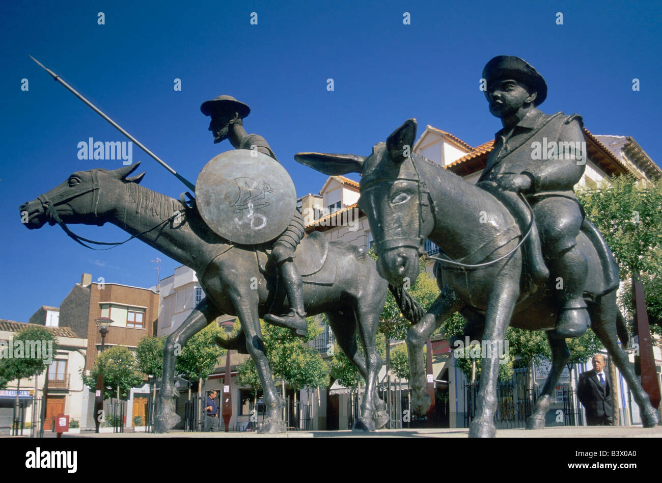 Don Chisciotte Sancho Panza statua a Alcazar de San Juan Castilla La Mancha Spagna Foto Stock Don Chisciotte Sancho Panza statua a Alcazar de San Juan Castilla La Mancha Spagna Foto Stock
