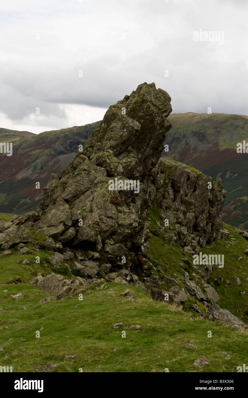 Il vertice di Helm Crag noto anche come obice o il leone Couchant Foto Stock