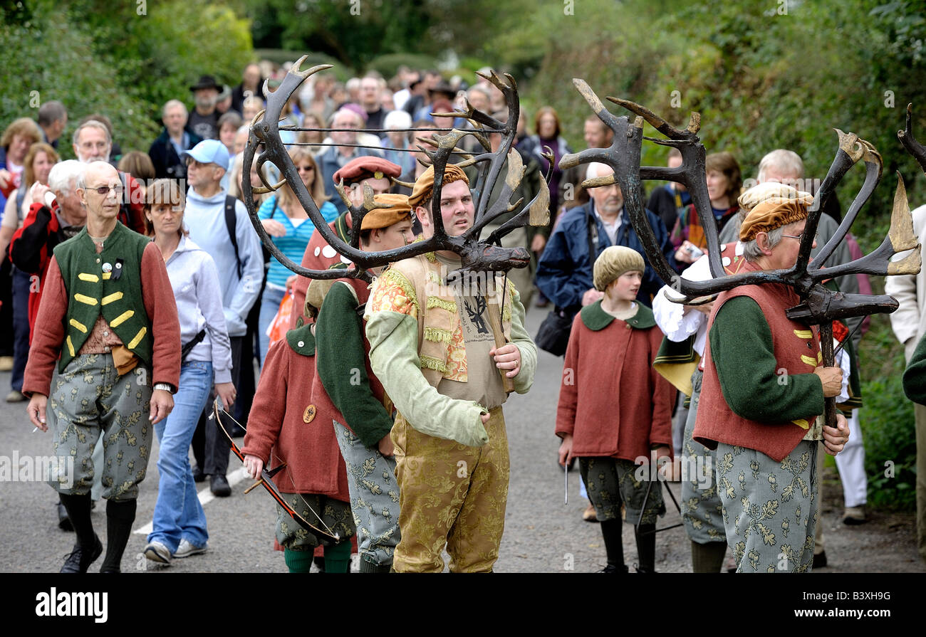 L'Abbots Bromley Horn Dance che si tengono annualmente sulle scie lunedì in Abbots Bromley Staffordshire Foto Stock