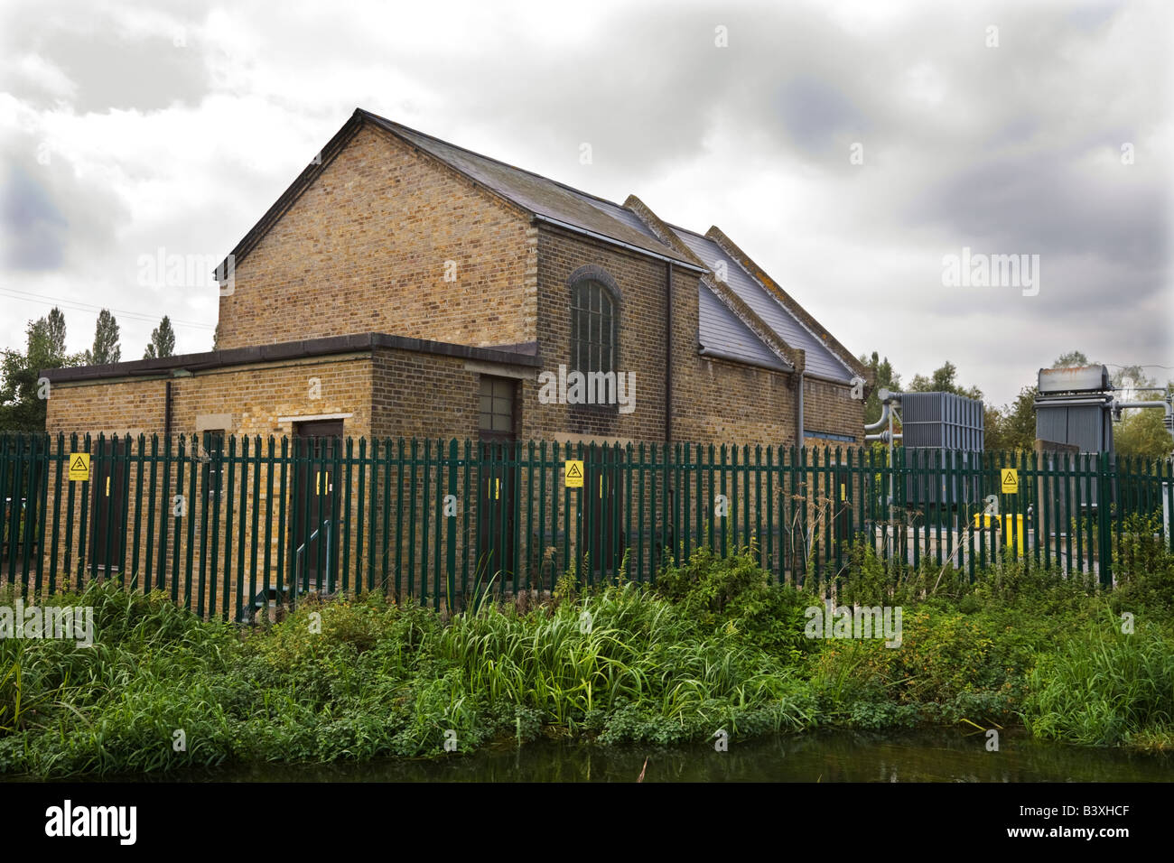 Elettricità stazione secondaria a Harefield Middlesex West London REGNO UNITO Foto Stock