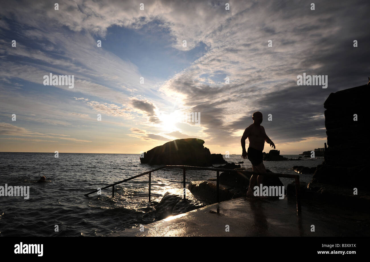 I quaranta piedi area balneare a Sandycove a sud di Dublino, Irlanda Foto Stock
