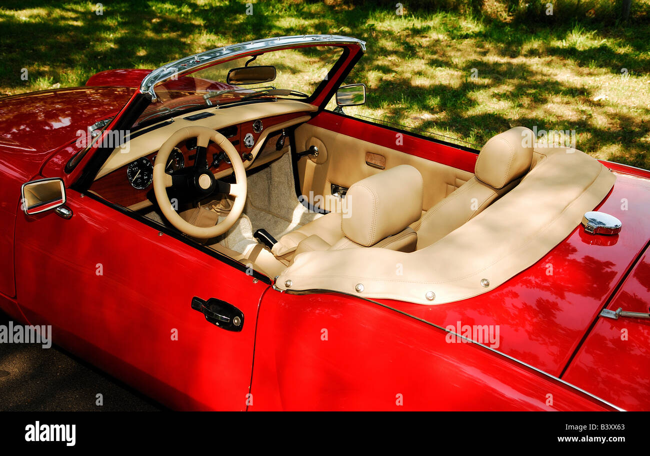 MG Oldtimer auto, cabrio, cabriolet, auto, cromo, classic, anteriore, memoria, motore, sport motoristici, nostalgia, vecchio, razza, foto Kazimierz Jurewicz Foto Stock