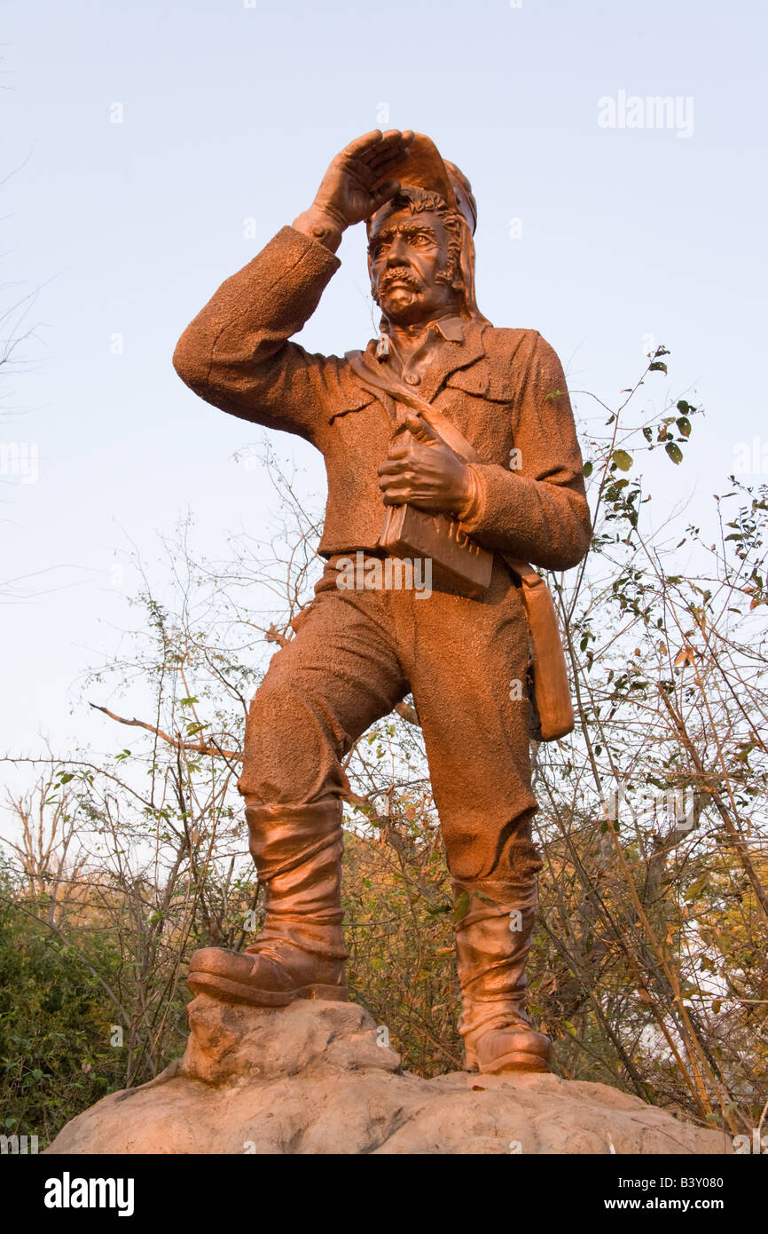 Statua del David Livingstone presso il Victoria Falls Zambia Africa Foto Stock