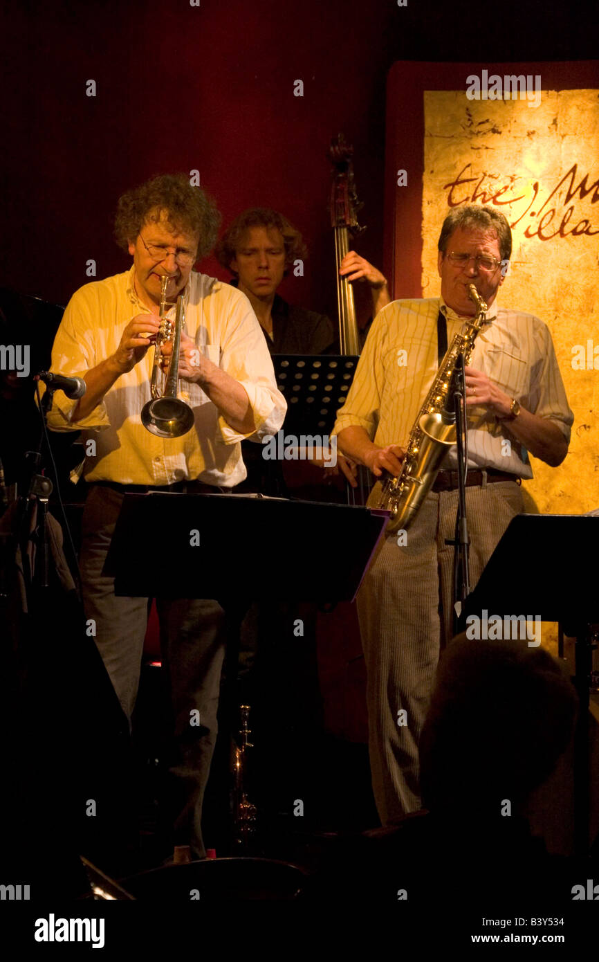 Musica jazz dal vivo venue 'Musica Village' 50 rue des Pierres, inferiore della città di Bruxelles Belgio Foto Stock