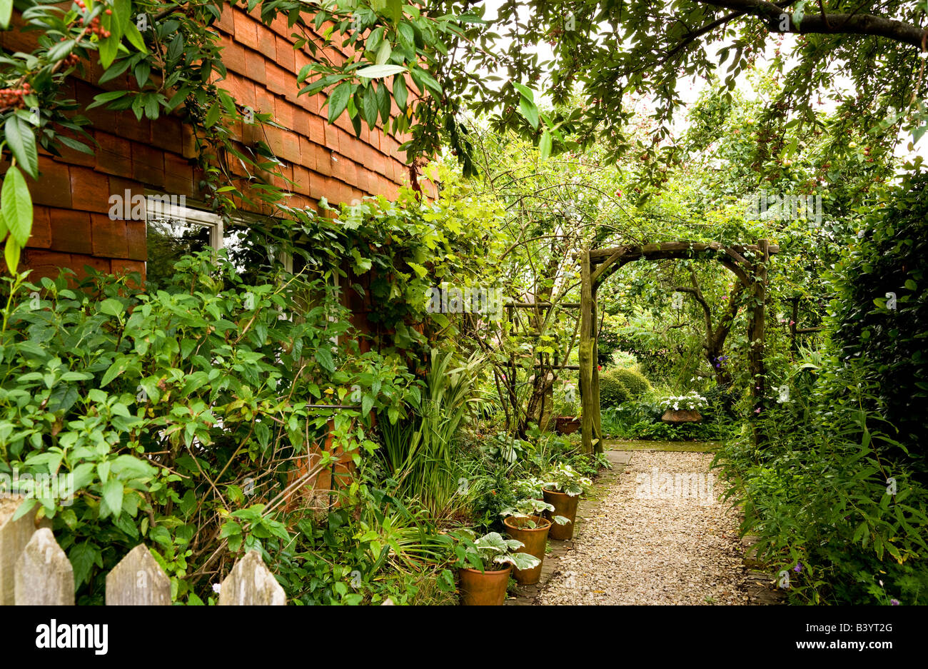English Garden cottage a grande Bedwyn,Wiltshire, Inghilterra,Gran Bretagna,UK Foto Stock
