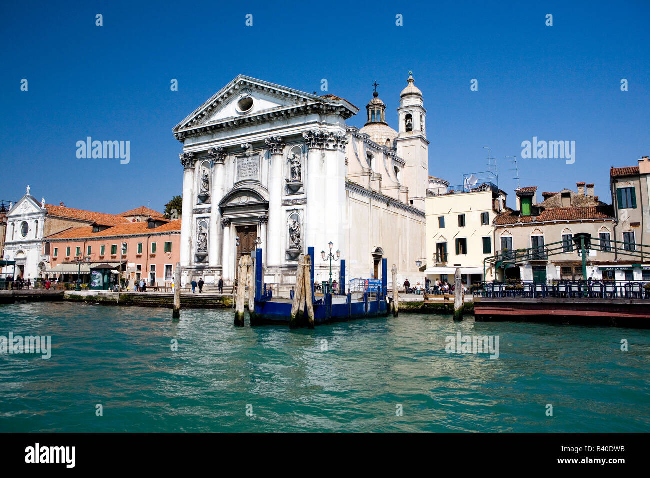 La Chiesa dei Gesuati chiesa sulle rive del Canale della Giudecca Venezia Italia Foto Stock