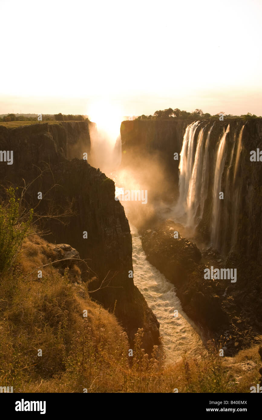 Victoria falls al tramonto. Livingstone Zambia Africa Foto Stock