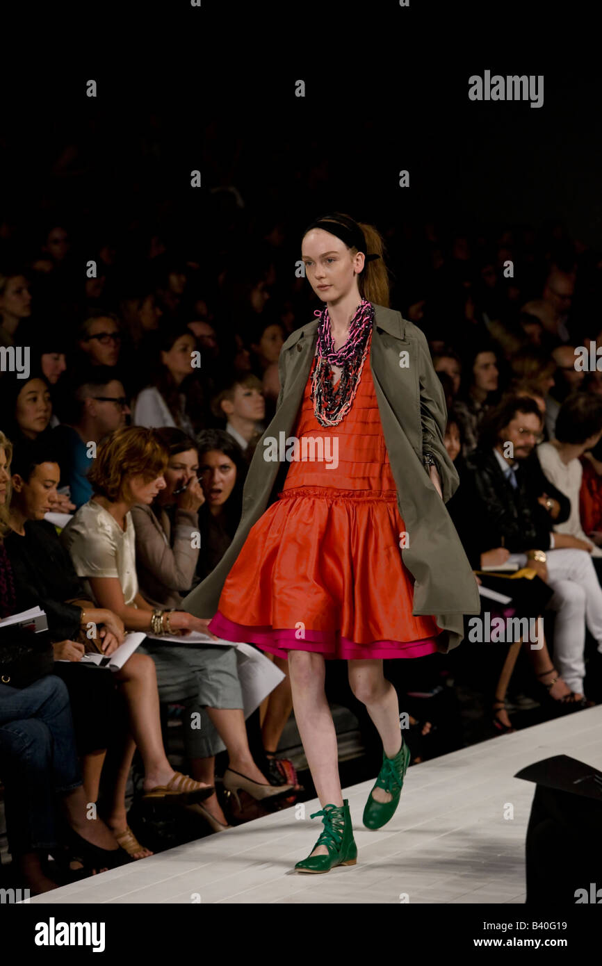 Marc Jacobs presenta la sua Marc by Marc Jacobs Primavera & estate 2009 Mens e collezione donna. Foto Stock