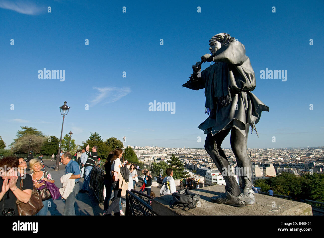 Un esecutore mime nel quartiere di montmartre, Parigi Foto Stock