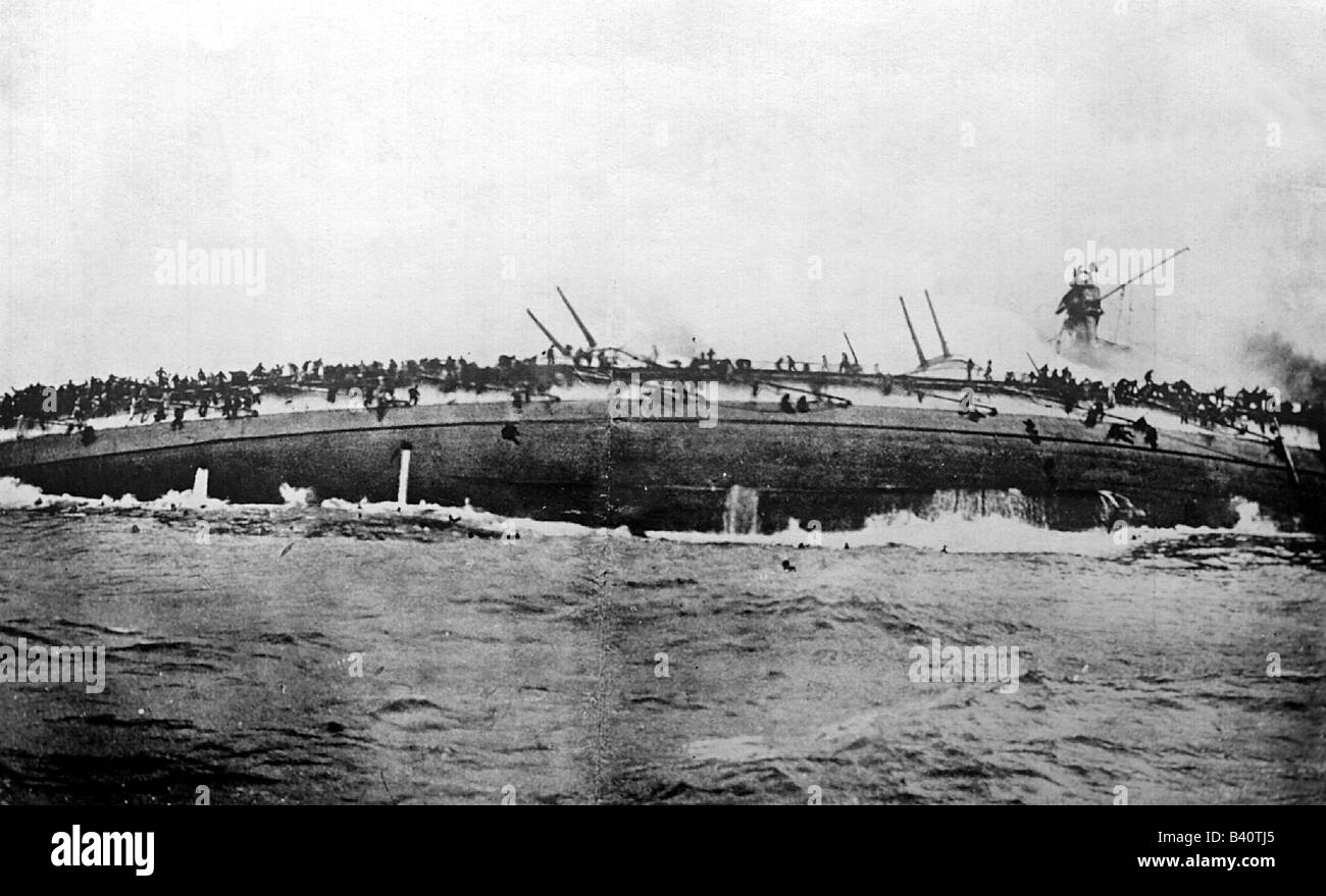 Eventi, Prima guerra mondiale / prima guerra mondiale, guerra navale, Battaglia di Dogger Bank, 24.1.1915, nave da crociera tedesca 'MS Bluecher' sta affondando, Foto Stock