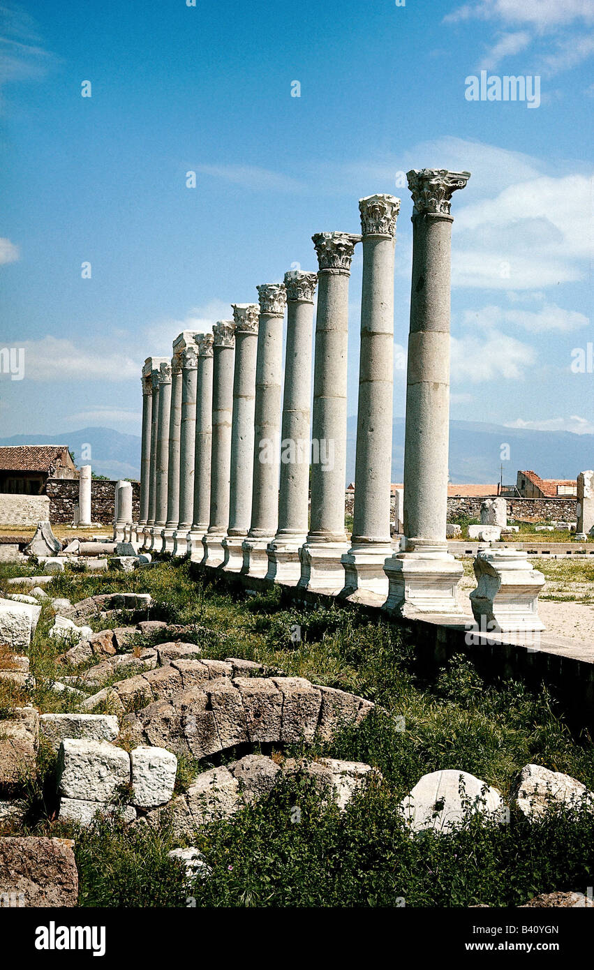 Geografia / viaggio, Turchia, Izmir, Agora, rovine, colonne corinzie, colonna, antichità, archeologia, scavi, , Foto Stock