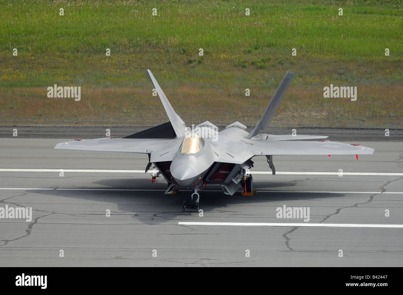 Moderno e stealth american jet da combattimento F Raptor sul parcheggio - Arctic Thunder airshow 2008 - Anchorage - Alaska - USA Foto Stock