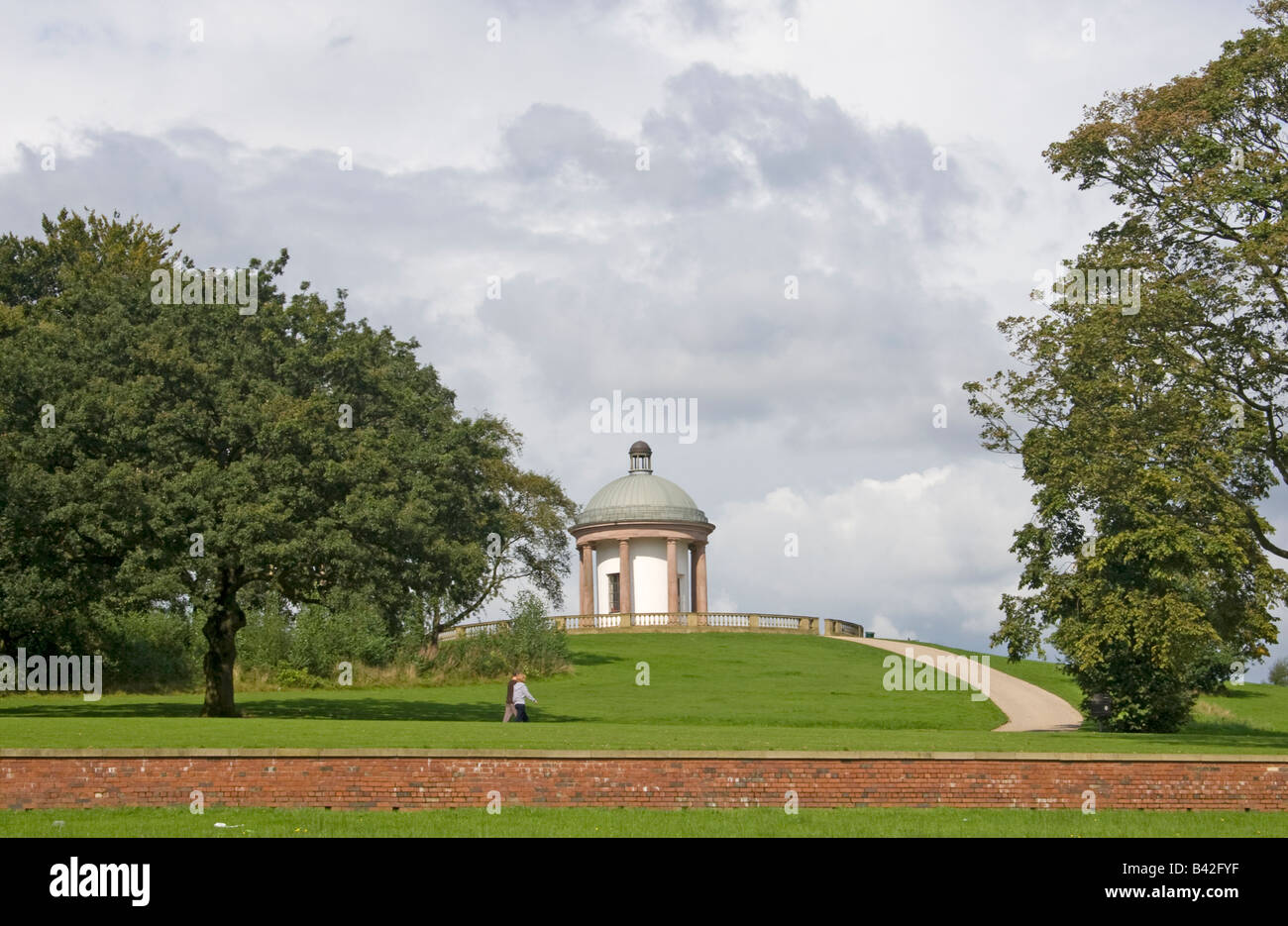 Osservatorio / Tempio e Ha ha, Heaton Park, Manchester, Regno Unito. Foto Stock