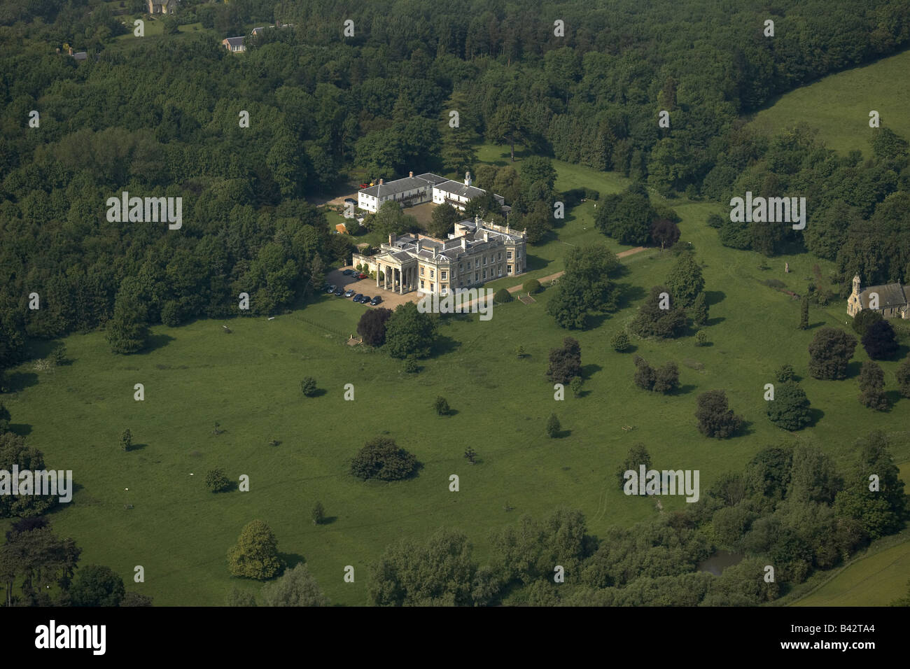 Vista aerea del Madhyamaka meditazione buddista Centro precedentemente Kilnwick Percy Hall Pocklington East Yorkshire Regno Unito Foto Stock