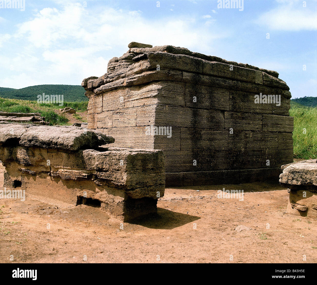 Geografia / viaggi, Italia, Toscana, Populonia, exavation archeologico, storico, Etruschi, circa 9 - 1° secolo a.c. rovina, Pupluna, Fufluna, architettura etrusca, archeologia, parete, necropoli, tomba, Additional-Rights-Clearance-Info-Not-Available Foto Stock