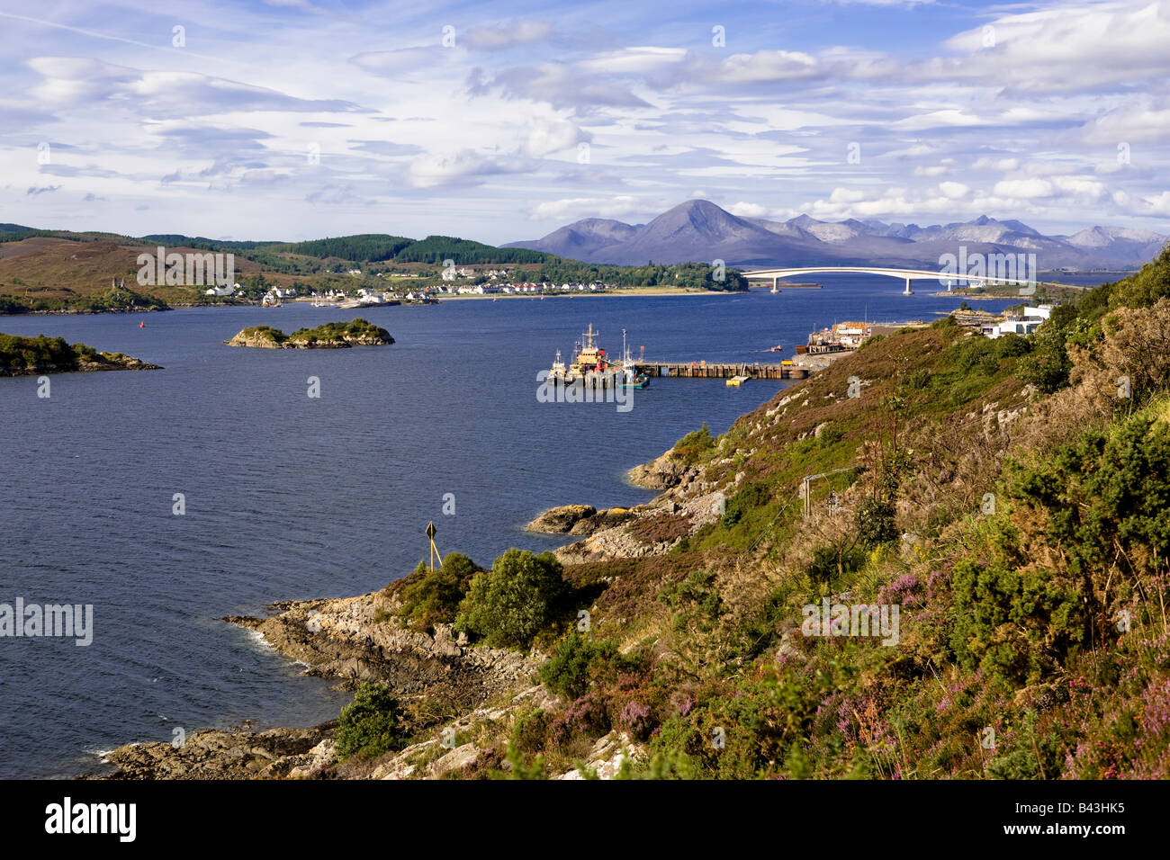 Isola di Skye da Kyle of Lochalsh, Scozia Foto Stock