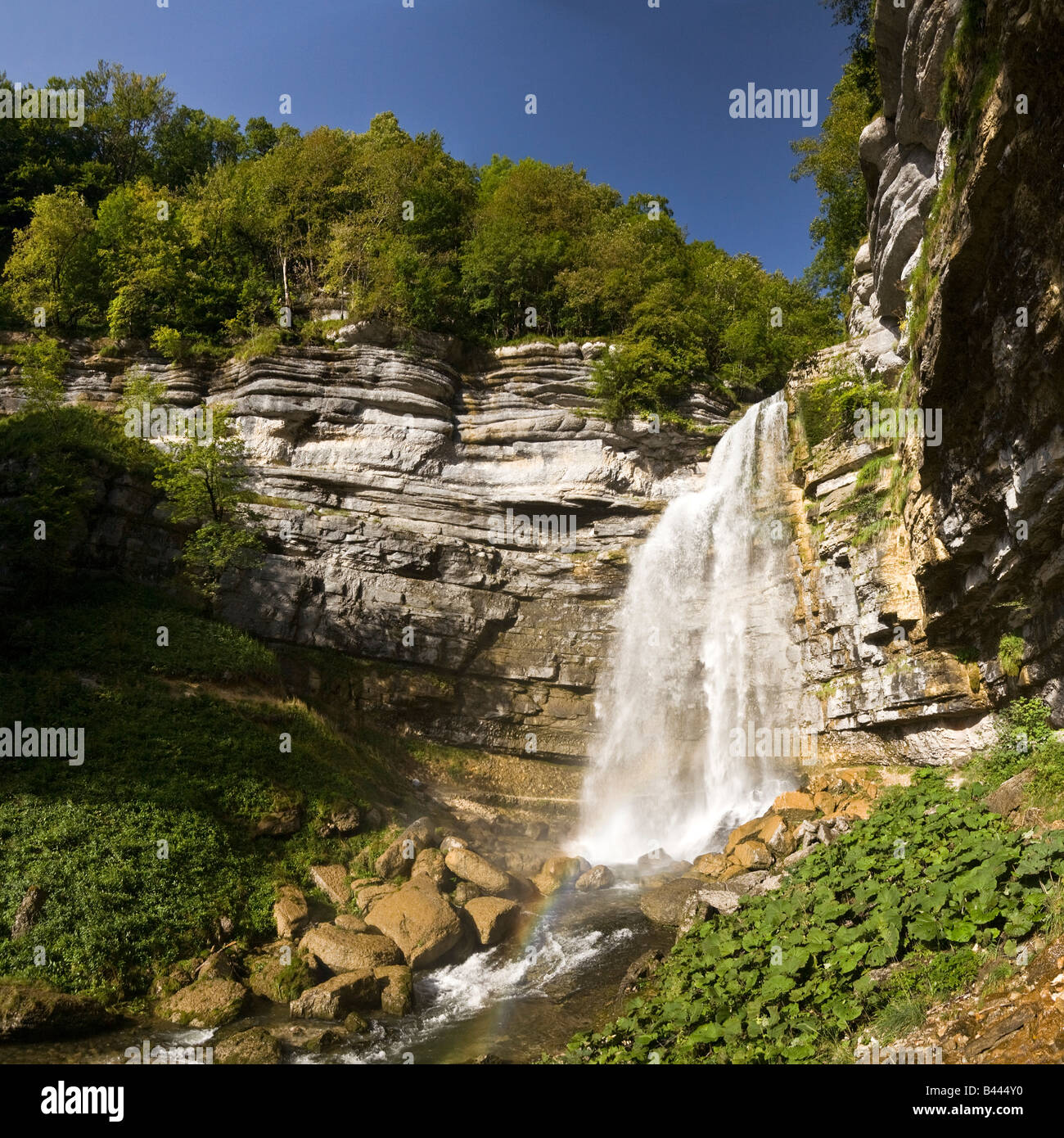 La cascata di hedgehog: la caduta del "Big Jump' (Jura - Francia). Cascata du Hérisson : la scivolo du Grand Saut (Jura - Francia) Foto Stock