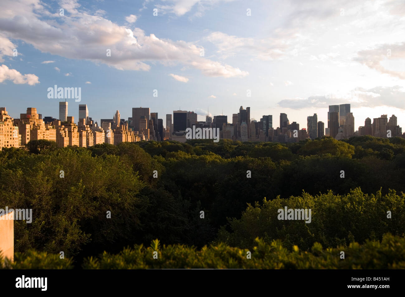 Central Park e Upper East Side come vista dal tetto del Metropolitan Museum of Art di New York Foto Stock