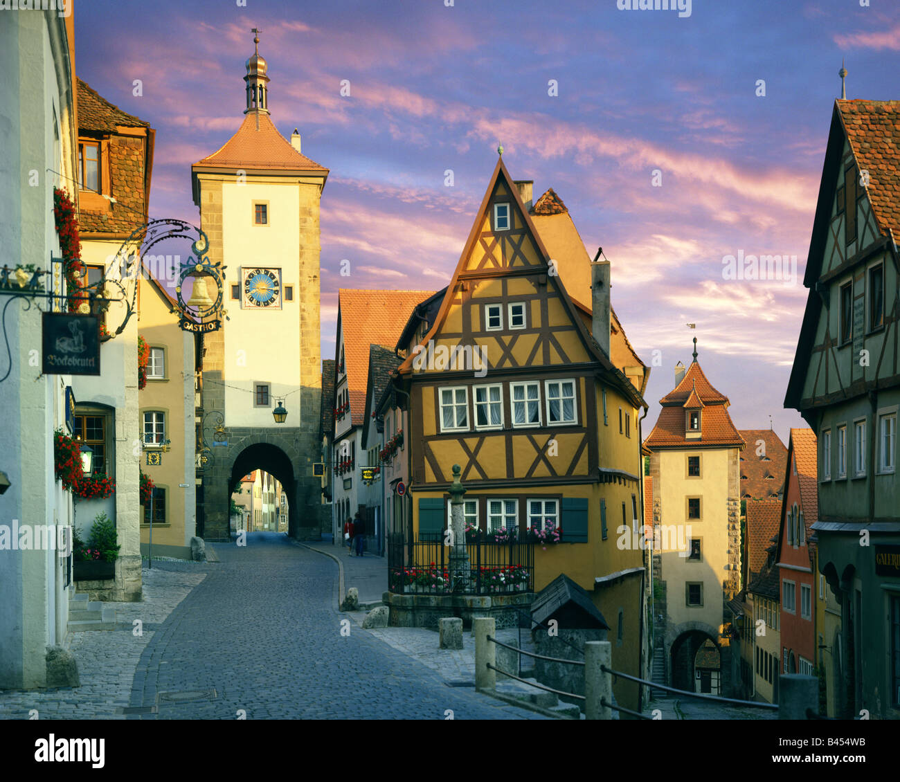 DE - Baviera: Plönlein a Rothenburg-OB van-der-Tauber Foto Stock