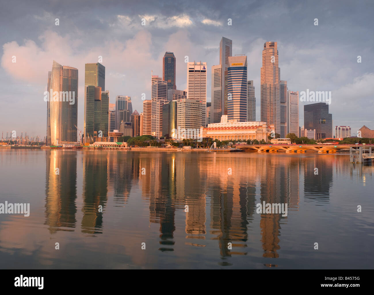 Asia Singapore Singapore Skyline distretto finanziario di sunrise Foto Stock
