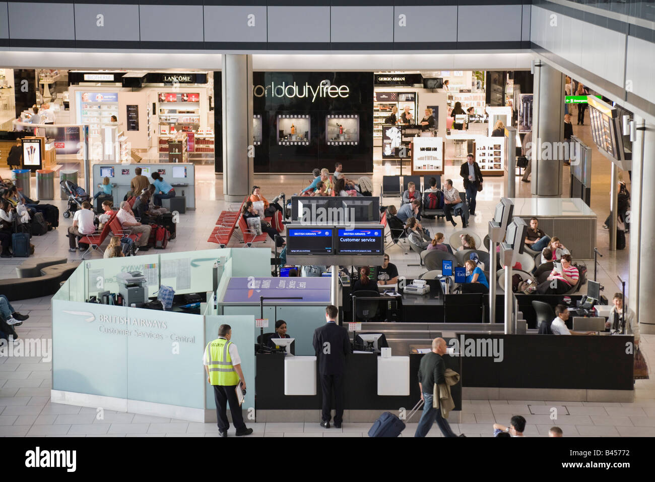 Heathrow Terminal 5 Shops Immagini e Fotos Stock Alamy