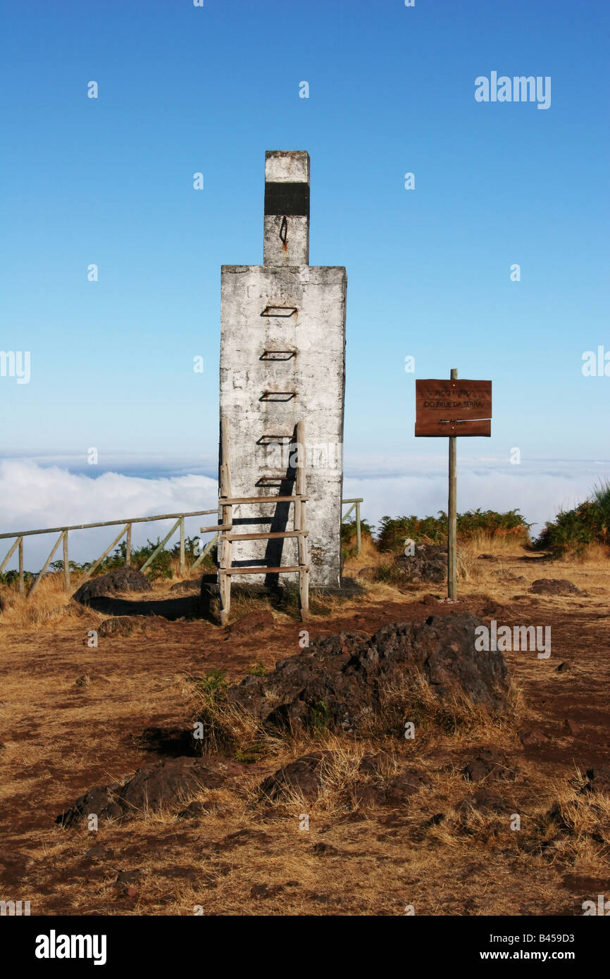 Cima del Pico Ruivo fare Paolo sull'isola di Madera Foto Stock