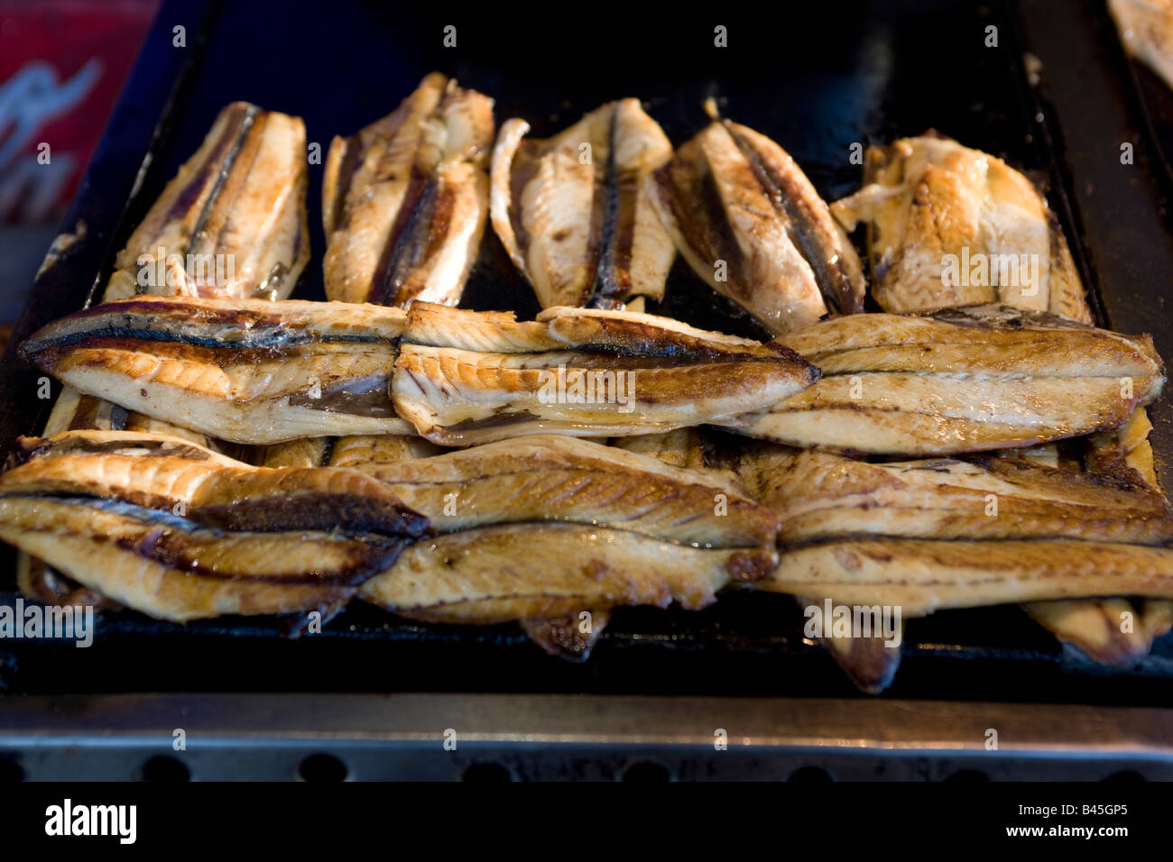 Balik Ekmek grigliate di pesce Eminonu Istanbul Turchia Foto Stock