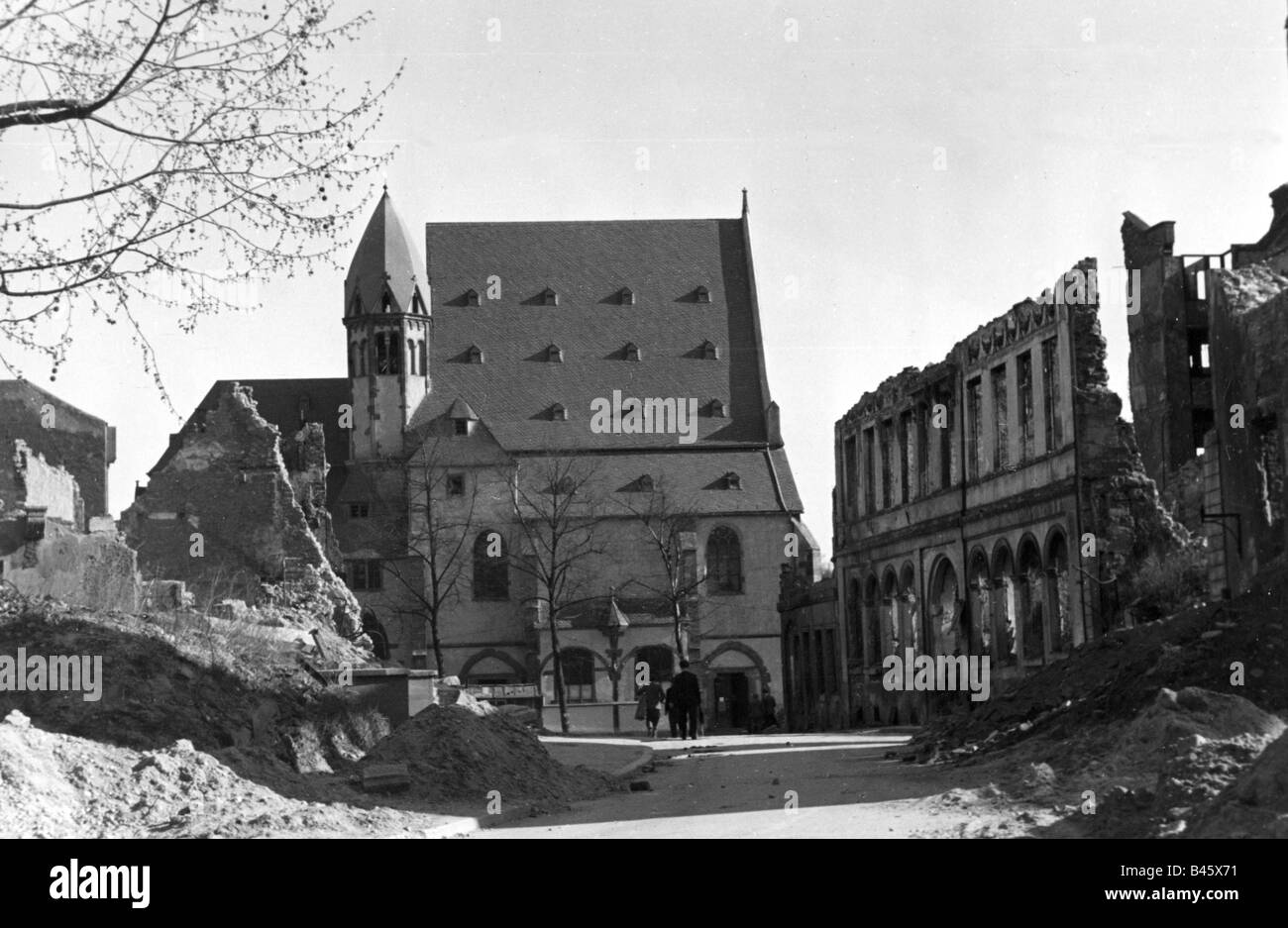 Geografia/viaggio, Germania, Francoforte sul principale, periodo postbellico, edifici distrutti, 1948, Foto Stock