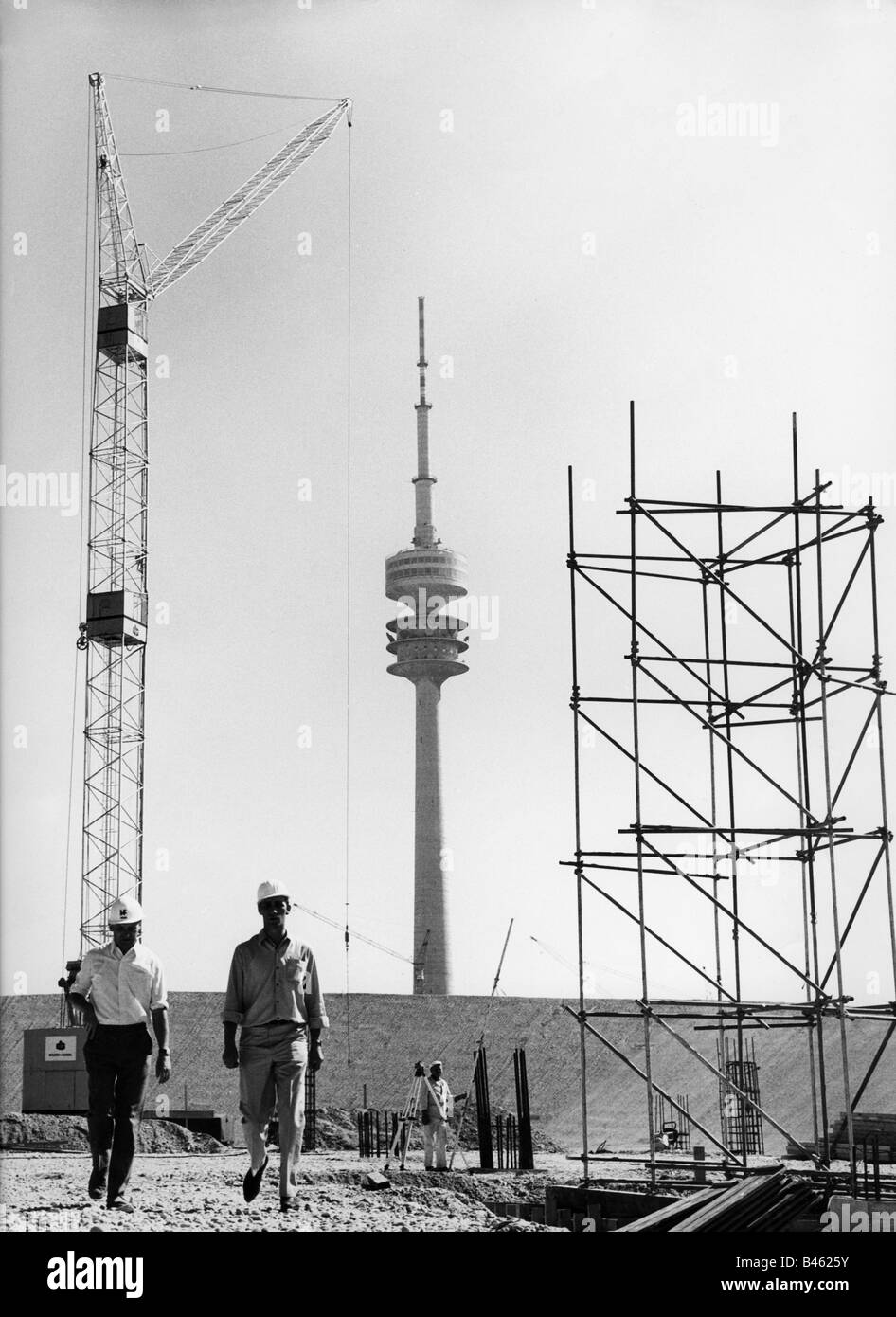 Geografia / viaggio, Germania, Baviera, Europa, Monaco, Olympic Grounds, Stadio Olimpico, cantiere con Torre olimpica, circa 1969, Foto Stock