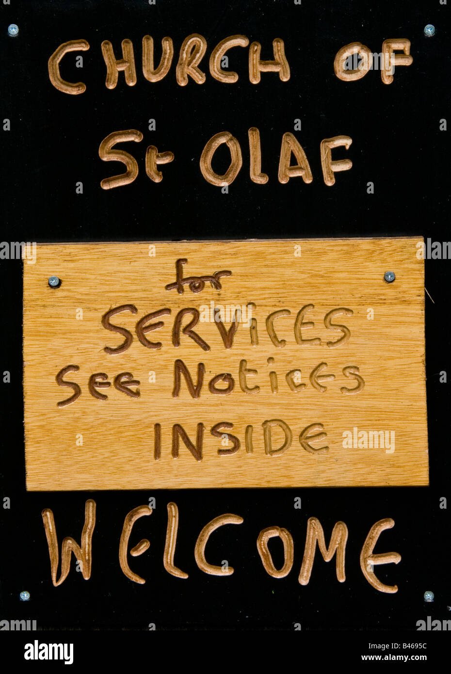 Segno di benvenuto su St Olaf la chiesa di testa Wadale, Lake District, Cumbria Foto Stock