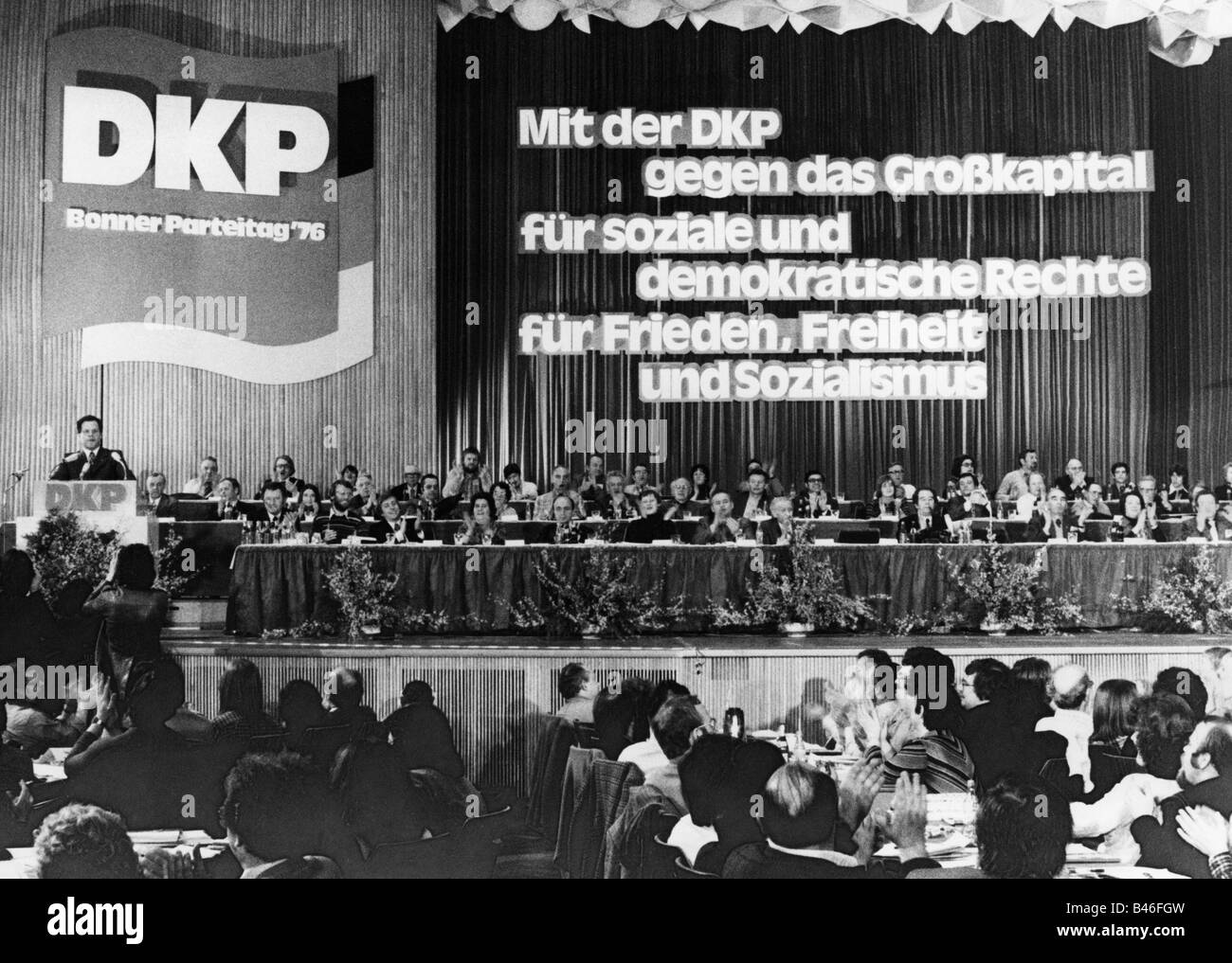 Geografia / viaggio, Germania, politica, partiti, Partito comunista tedesco (Deutsche Kommunistische Partei, DKP), rally di partito, Bonn, 1976, Foto Stock