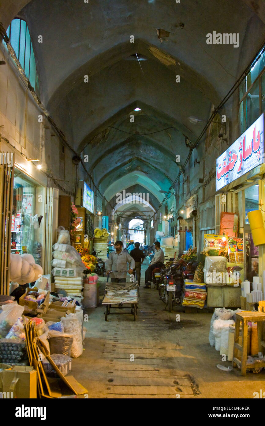 Bazar e Bozorg a Esfahan Iran Foto Stock