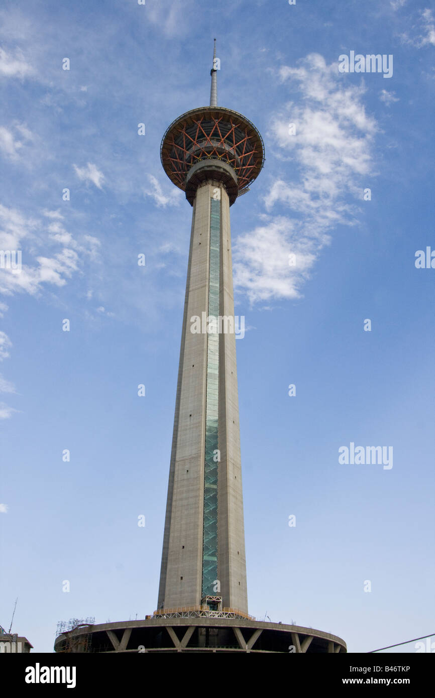 Burj e Milad a Teheran in Iran Foto Stock