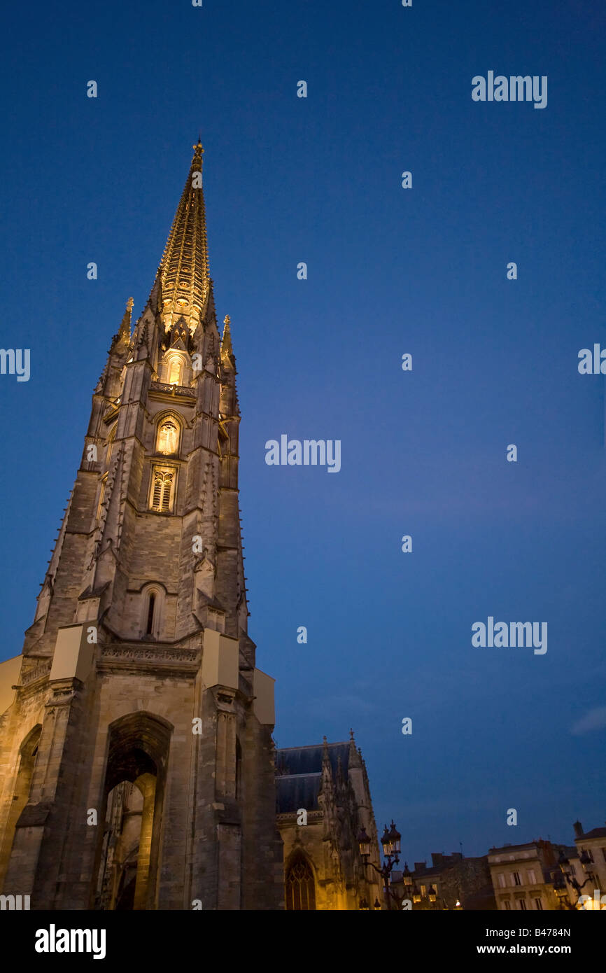 Bordeaux 'st Michel' unione cattedrale gotica di notte Foto Stock