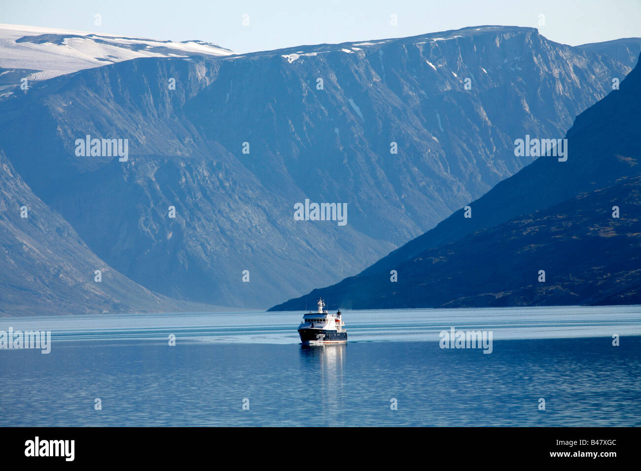Agosto 2008 - una nave da crociera al Søndre Strømfjord Greenalnd Foto Stock