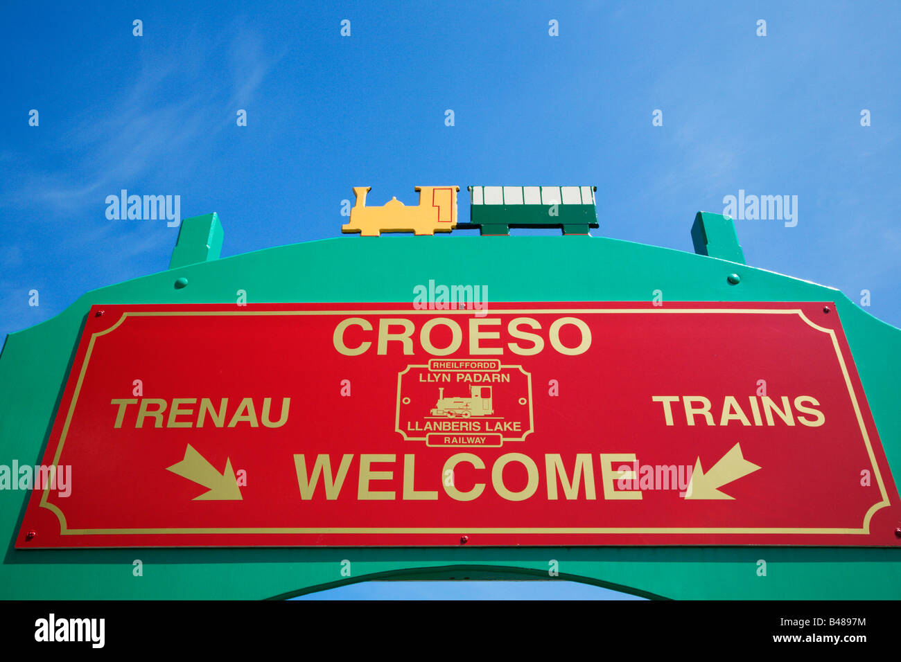 Snowdon Mountain Railway segno di benvenuto Llanberis Snowdonia nel Galles Foto Stock