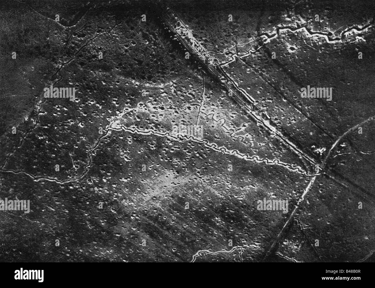 Eventi, Prima guerra mondiale / prima guerra mondiale, fronte occidentale, Warneton, Belgio, vista aerea delle trincee, 3.9.1917, Foto Stock