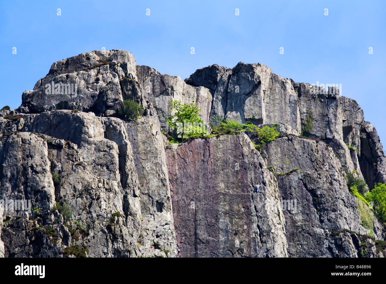 Arrampicatori nel Pass di Llanberis Snowdonia nel Galles Foto Stock