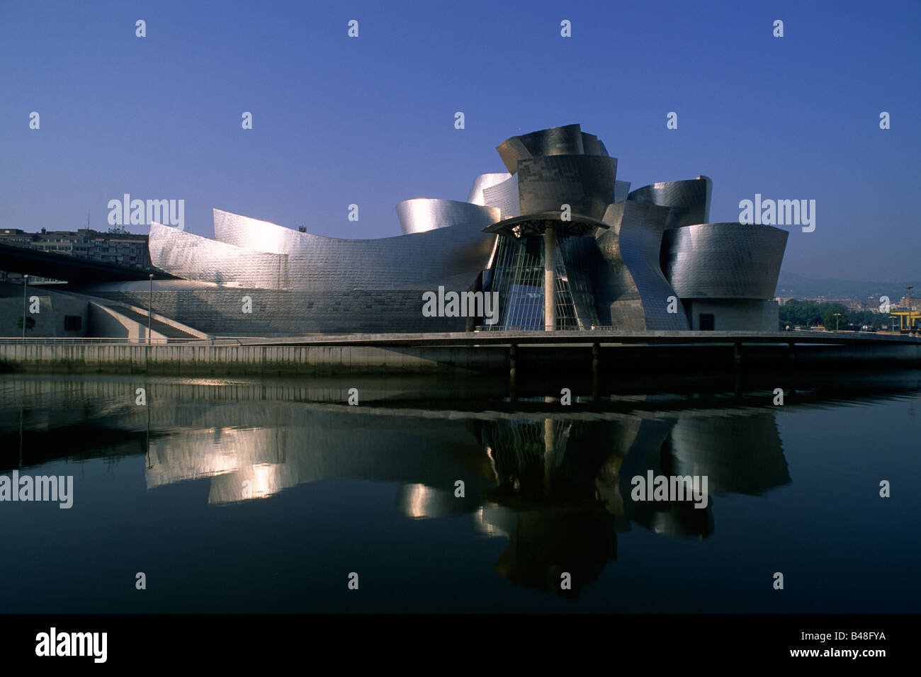 Spagna, Bilbao, Museo Guggenheim, architetto Frank Gehry Foto Stock