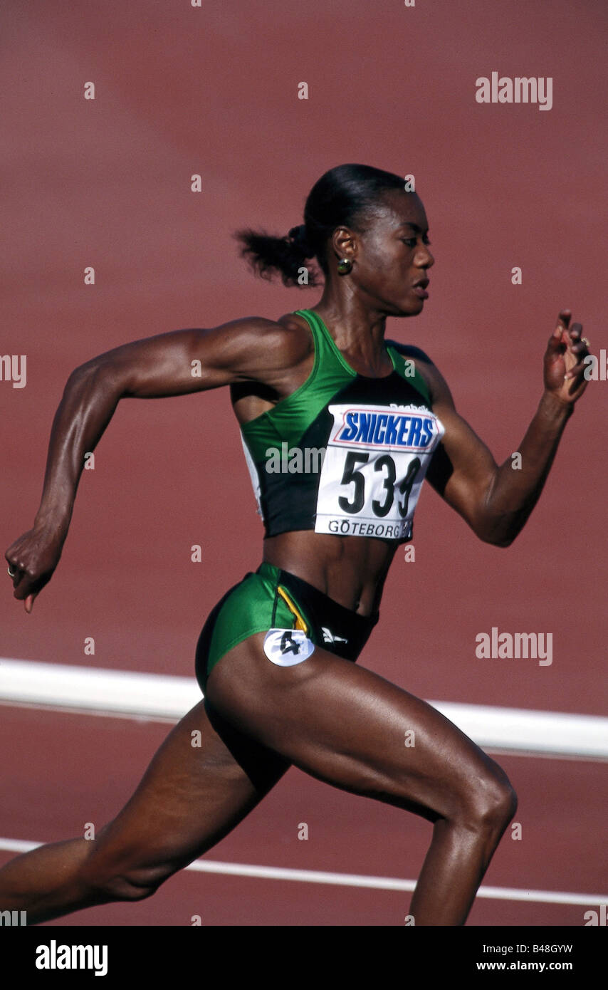 Ottey, Merlene, * 10.5.1960, Slovenian-Jamaican atleta (atletica leggera), a mezza lunghezza e nel campionato del mondo, Göteborg, Svezia, 1995, Foto Stock